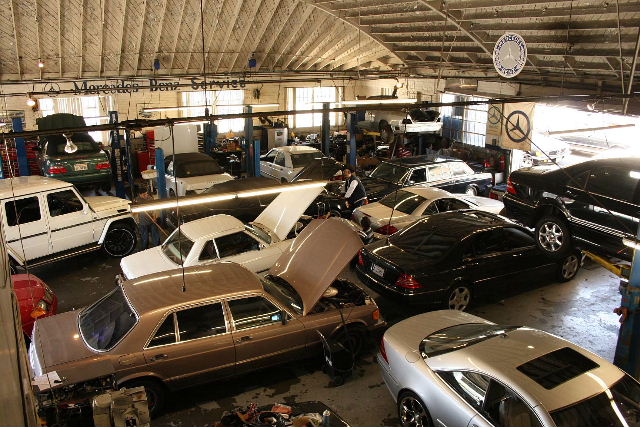 Discover a World Class Mercedes-Benz Service and Repair Shop